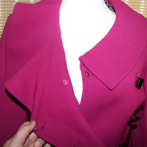 Vintage Tahari ASL 2 pc Pink and Black Skirt Suit - Picture 4 of 11